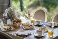 Hotel Weiherhof am Golfpark - breakfast
