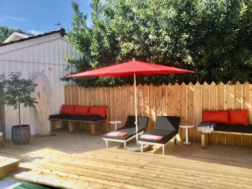 Taussat: Two Steps from the Beach, Renovated Villa "Poupille" Sleeps 9 - Wi-Fi