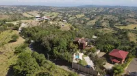 Villa frente a Alta Vista Restaurante - Homestays