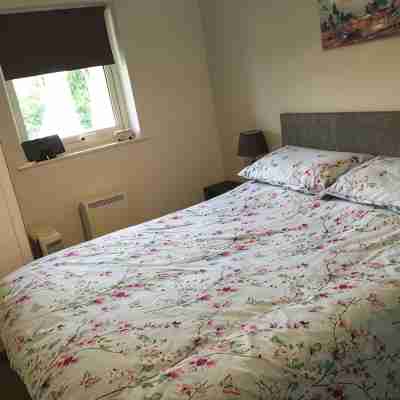 Lovely Self Catering Holiday Bungalow in North Cornwall - Sleeps 4 Rooms