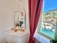 “Athenas” Neoclassic Harbour View Apartment - bar