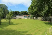 3 bedroom cottage, with far reaching views of the garden and open countryside. - 3-Star