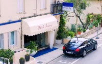 Hotel de Charme Regency - Parkplatz