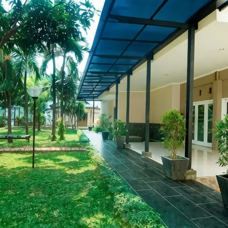 D'Arcici Hotel Sunter Отели рядом с достопримечательностью «Пляж Ancol»