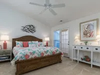 Spectacular well stocked townhouse minutes from Bethany Beach Hotels in Millville