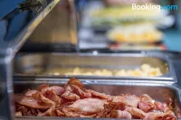 Hotel Via Augusta - sarapan