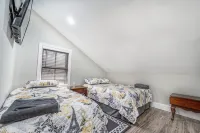 Beautifully Restored 6BR in the heart of Windham - 3 tähden