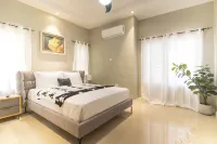 LnD Villa! Lovely gated community, 24 hrs security, amazing view, and pool Hotels in 