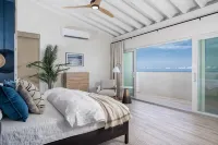 Sanderling Escape - Elevated Luxury & Ocean Views! - 수영장