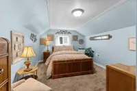 Charming Downtown Coeur d'Alene 2-Bedroom Home - Homestays