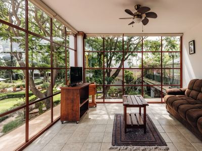 1 bed- 1 Bath. AC, solar heated pool, fitness room in Oaxaca. Bule Villas, FLW