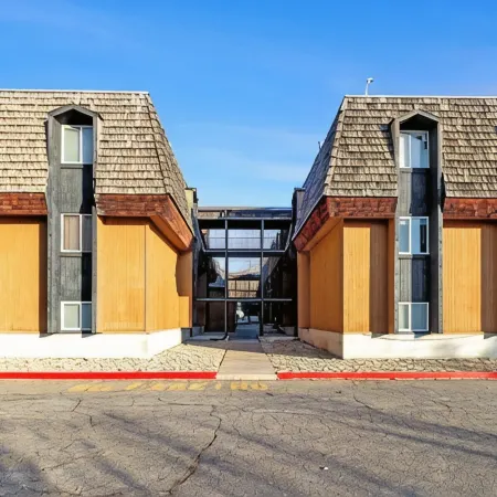 Cozy Condo on 400 N