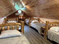 Three Oaks Cabin - A Log Cabin Just 3 Miles East of Jasper on Hwy 74E - Hytter