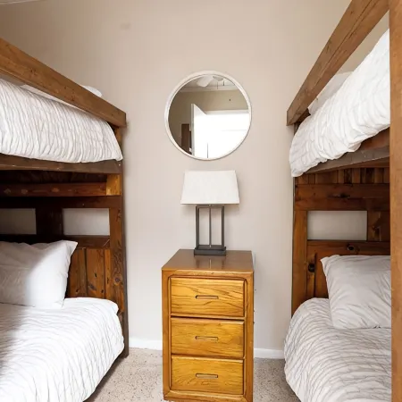 Sunset Summit Condo - Close to Slopes • Fireplace • Family-Friendly
