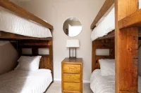 Sunset Summit Condo - Close to Slopes • Fireplace • Family-Friendly
