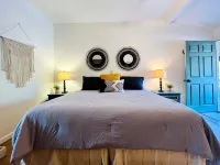 El Rancho Robles Hotels in Oracle