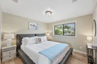 Easy Beach Access, Spacious Decks & Striking Ocean Views - Harris Beach Overlook - 무료 와이파이