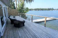 Perfect Cottage on the Lake - 4-Star
