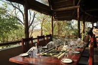 Muchenje Safari Lodge - Boutique
