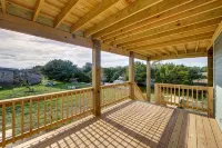 Cozy 1 BRM+ in newly built house right on the canal. - 4-Star
