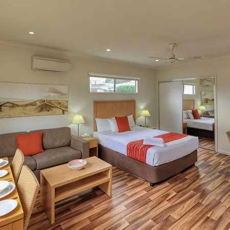 Chinchilla Motor Inn