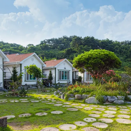 Hapcheon Hwangmaesan Pension