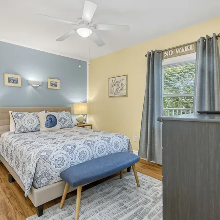 Haven Harbor Getaway