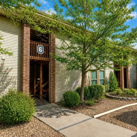 Walk-in Pointe Royale Condo - Golf Course Pond View - Pools, Hot Tub & Clubhouse