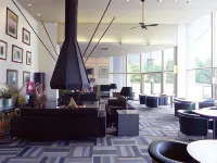 Art Hotel Dogleg Karuizawa - Cho phép mang theo thú cưng