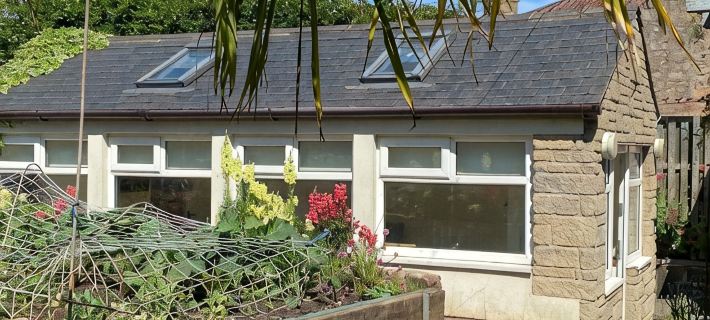 Peaceful Studio, Quirky and Unique in a Large Garden. Near Beaches,Golf Courses. 앤스투루더 호텔