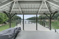 ☀️NEW HOME☀️ - 2 Master Bedrooms, Double Decker Dock, Lillypad, Paddle Boards - Boutique