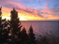 Superior Views - a safe place on 13 acres With A Private Wilderness Setting - 3-Star