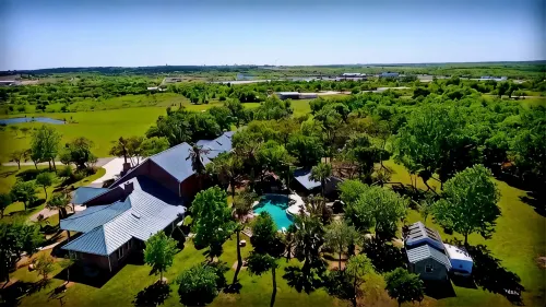 ★The BIG HAUS-Texas Oasis★The LARGEST HOUSE in Comal CoWeddings, Events, etc - ジム