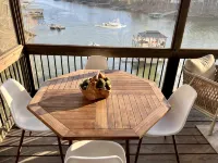 ☀️NEW HOME☀️ - 2 Master Bedrooms, Double Decker Dock, Lillypad, Paddle Boards - Boutique