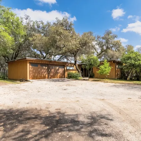 Canopy of Helotes