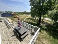 #Englishprairiebnb - 8 Bedroom - 4.5 Bathrooms - 4-Sterne