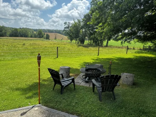 WJ's Countryside Retreat - Minutes from Peek'n Peak Resort & Findley Lake, NY ! - Wi-Fi