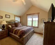 Your family wants to relax in the mountains from the deck @ Montaña Azul, Mt CB! - 4-Star