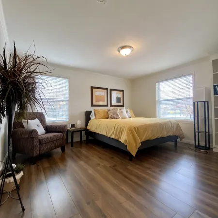 Darling house near outdoor adventures-newly remodeled