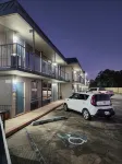 Discovery Inn Lafayette - parking