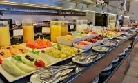 Hotel 525 - breakfast