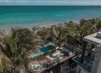 Tropicalito Villa on the Beach - Sea View