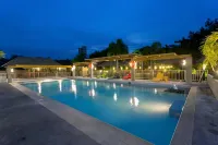 Venue 88 - Pools