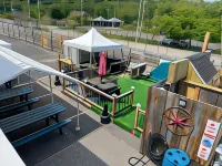 Seagrass Inn - parking