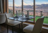 Palacio Manco Capac by Ananay Hotels - فطور