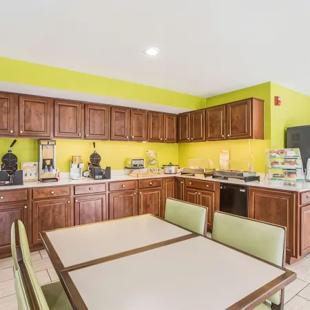 Quality Inn Gallatin-Nashville Metro