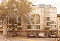 EMA House Hotel Suites - Condos