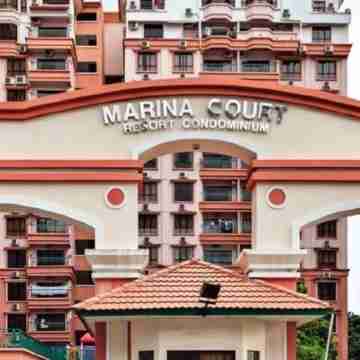 AdikBongsu Homestay Marina Court Hotel Exterior