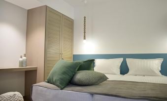 Meltemi by Manthos Hotels