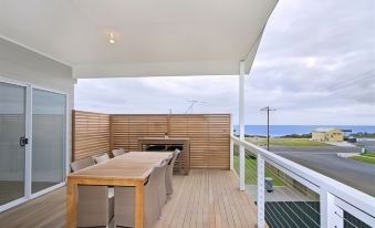 Seas the Day - Aldinga Beach - C21 SouthCoast Holidays